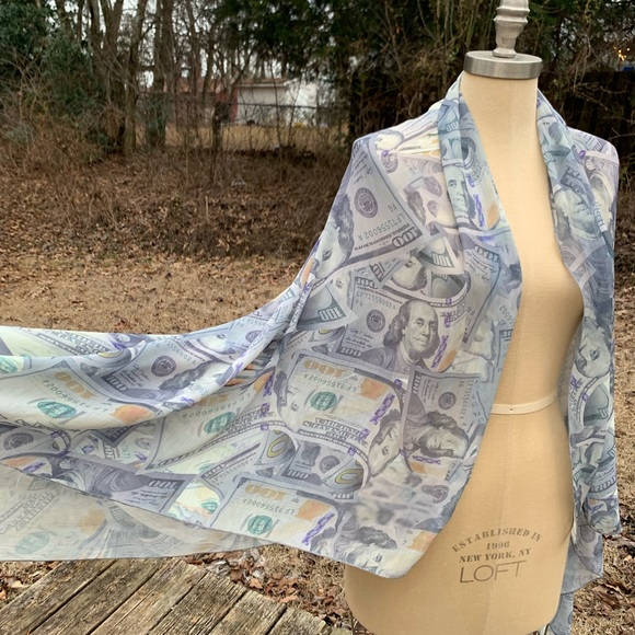 Large Money Print Scarf - Picture 15 of 16